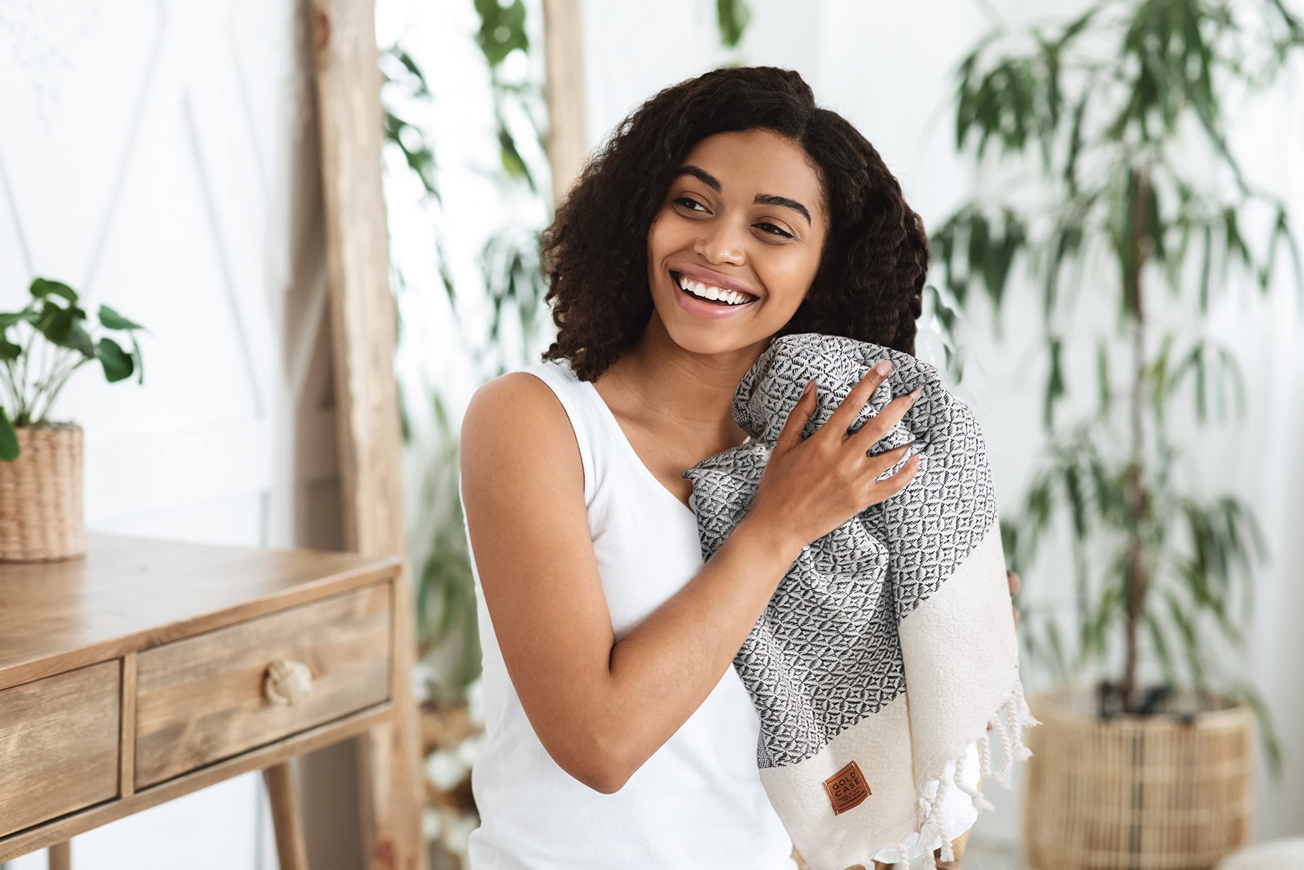 Gold CASE Turkish Hand Towels for Bathroom Set of 4 – 20 x 40'' – 100% Cotton Bathroom Towels – Aphrodite Kitchen Small Towel for Spa, Face, Tea & Dishcloth – Decorative Patterned Weave – Salmon